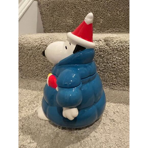 Peanuts Snoopy Blue Puffer Jacket Cookie Jar - BRAND NEW - Picture 3 of 7